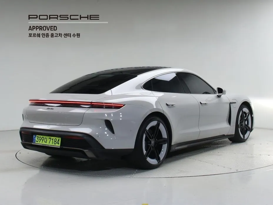 Porsche Taycan 2025 из KR, фото 7