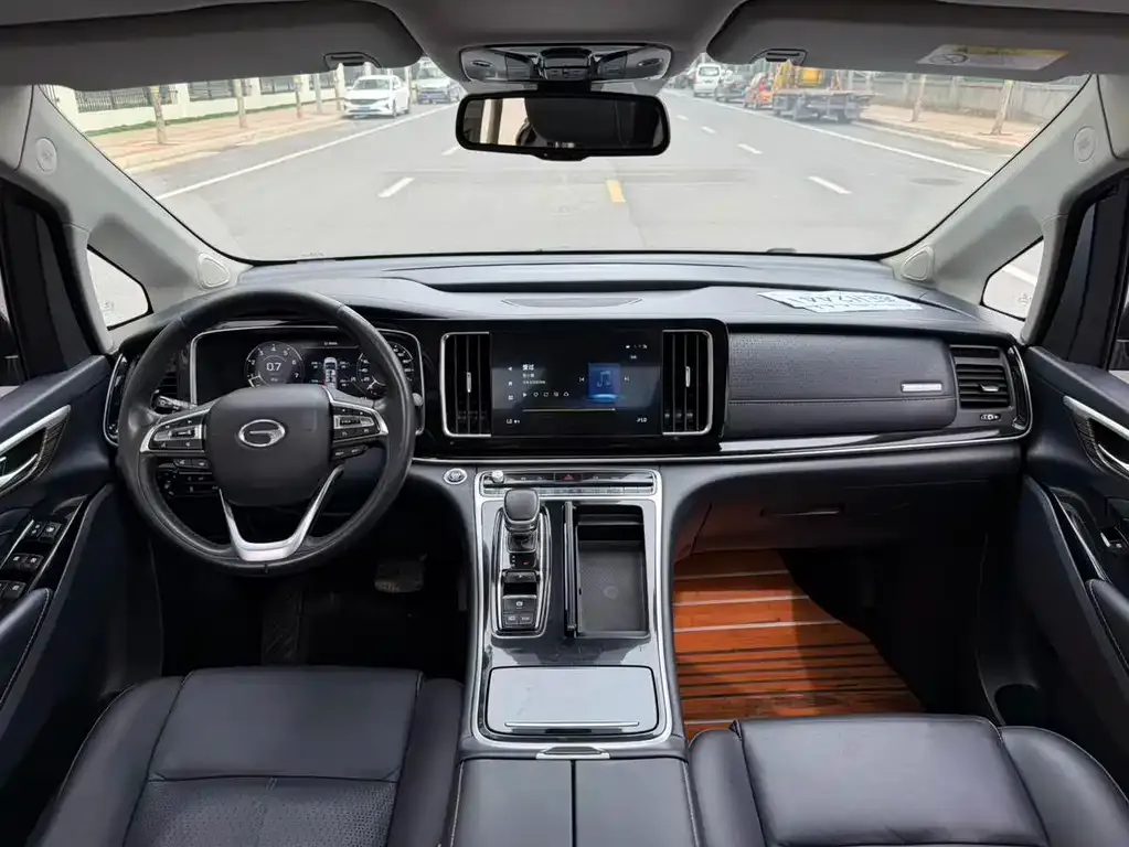 GAC Motor Trumpchi M8 — фото 5