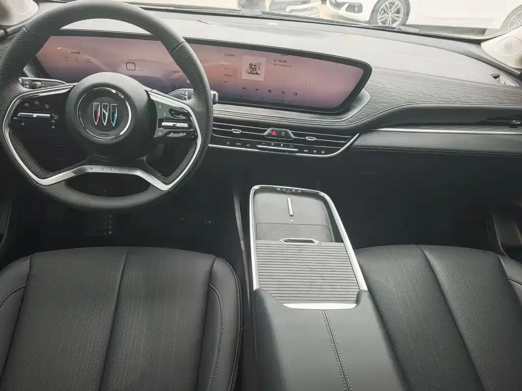 Buick LaCrosse 2025 из CN, фото 2