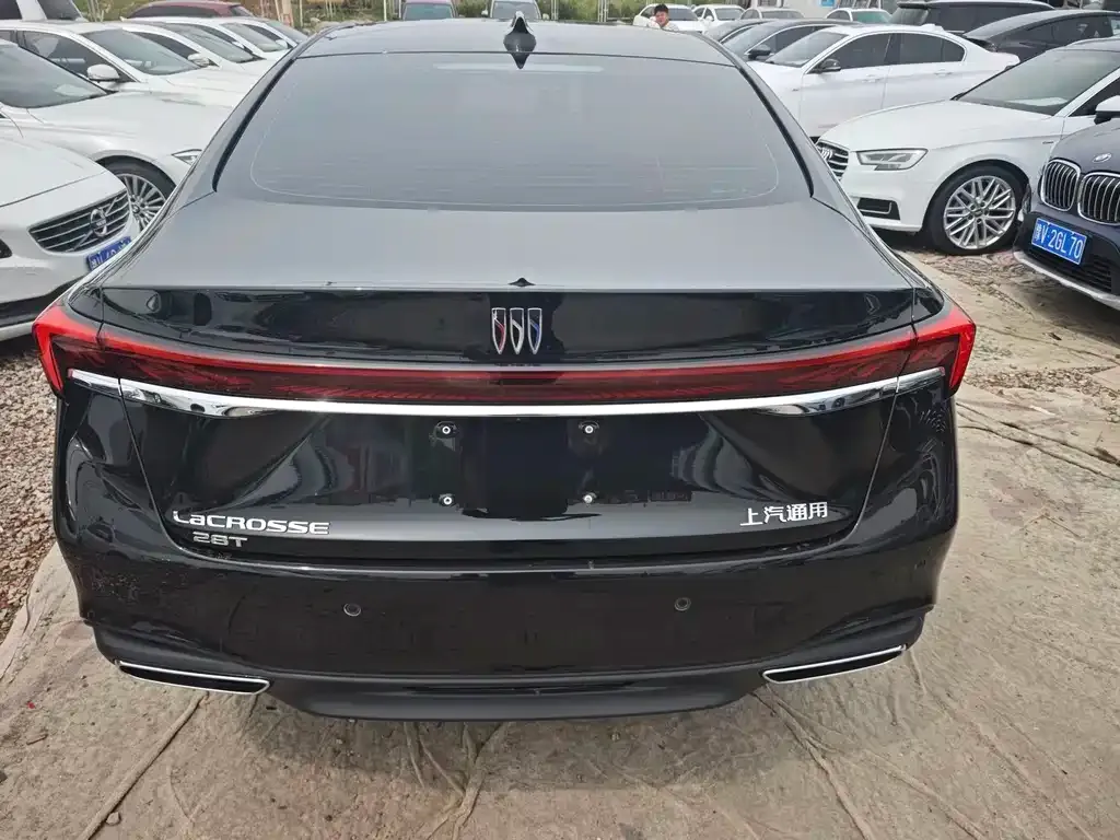 Buick LaCrosse 2025 из CN, фото 4