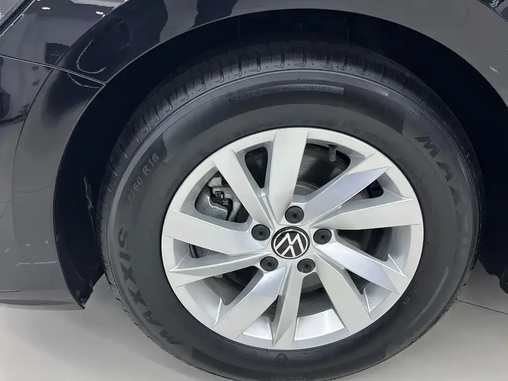 Volkswagen Passat New Energy 2026 из CN, фото 3