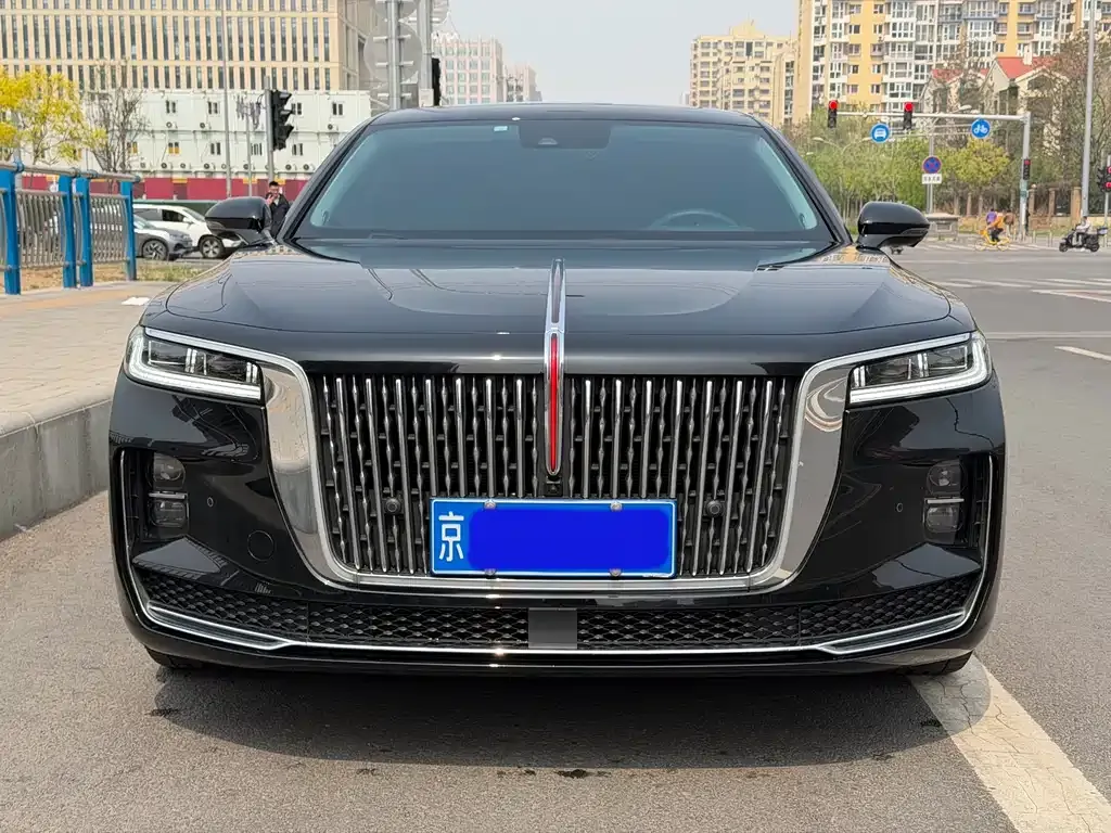 Hongqi H9 — фото 7