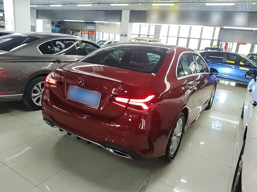 Mercedes-Benz A-Class — фото 10