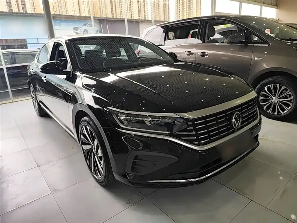 Volkswagen Passat — фото 10