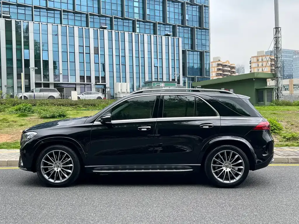 Mercedes-Benz GLE — фото 6