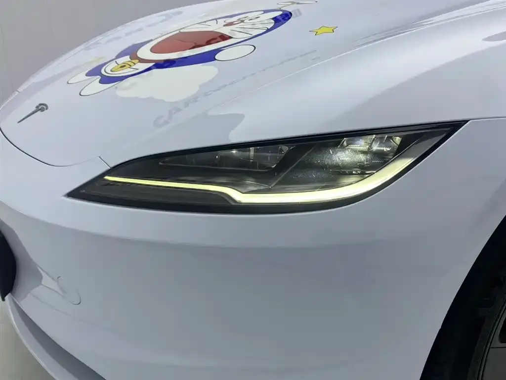 Tesla Model 3 — фото 6