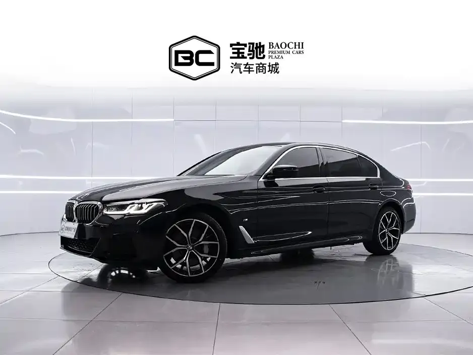 BMW 5 Series — фото 1