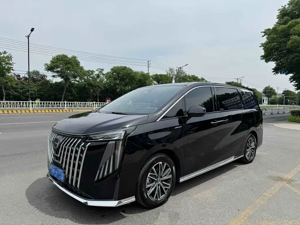 GAC Motor Trumpchi M8 — фото 1