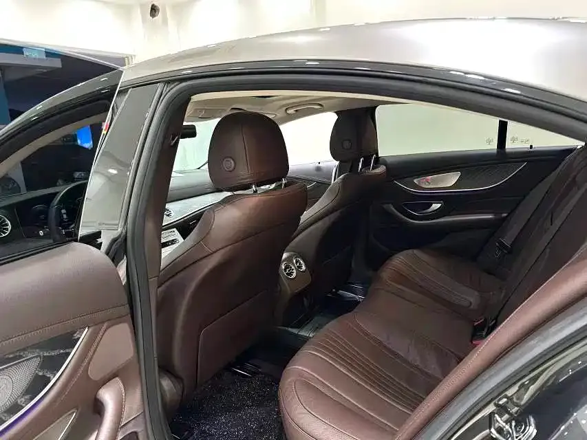Mercedes-Benz CLS — фото 5