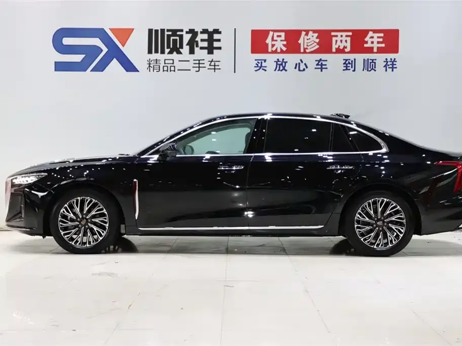 Hongqi H5 — фото 2