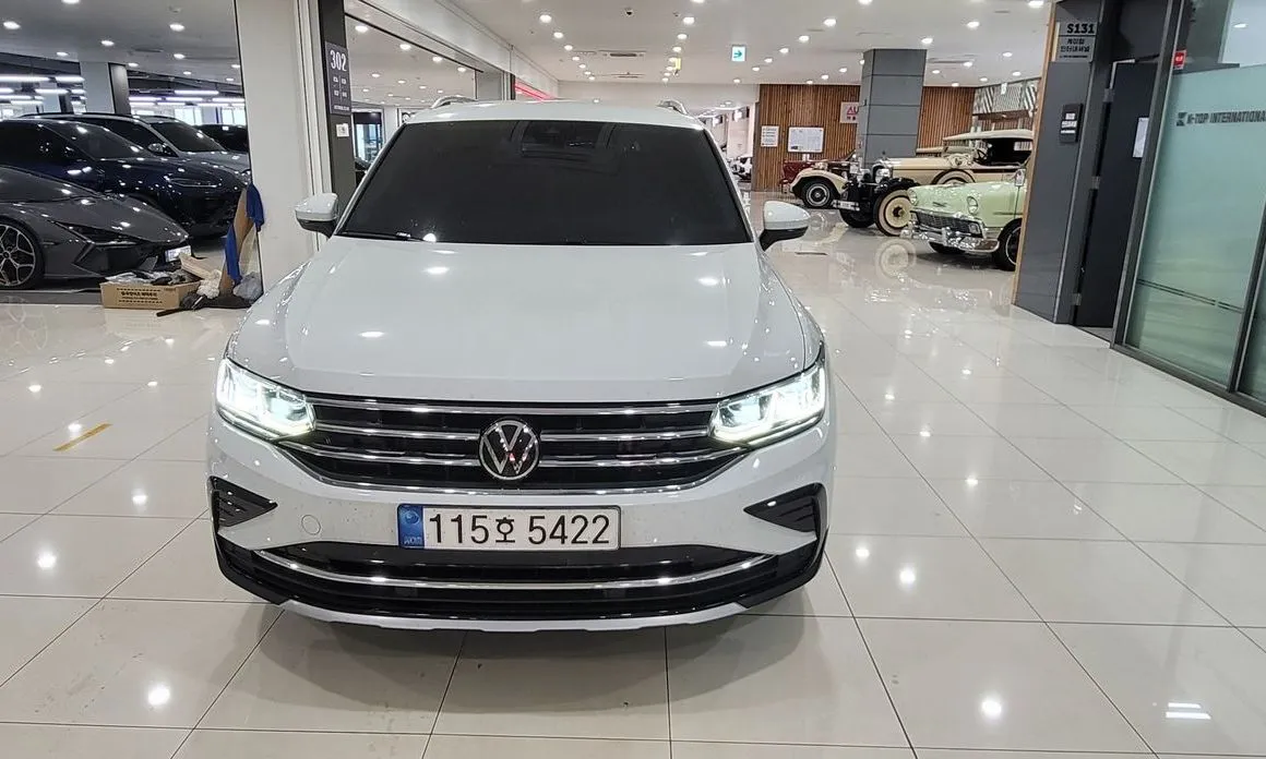 Volkswagen Tiguan — фото 9
