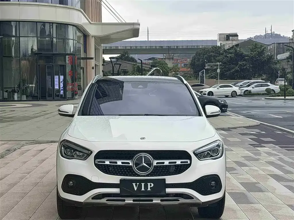 Mercedes-Benz GLA — фото 8