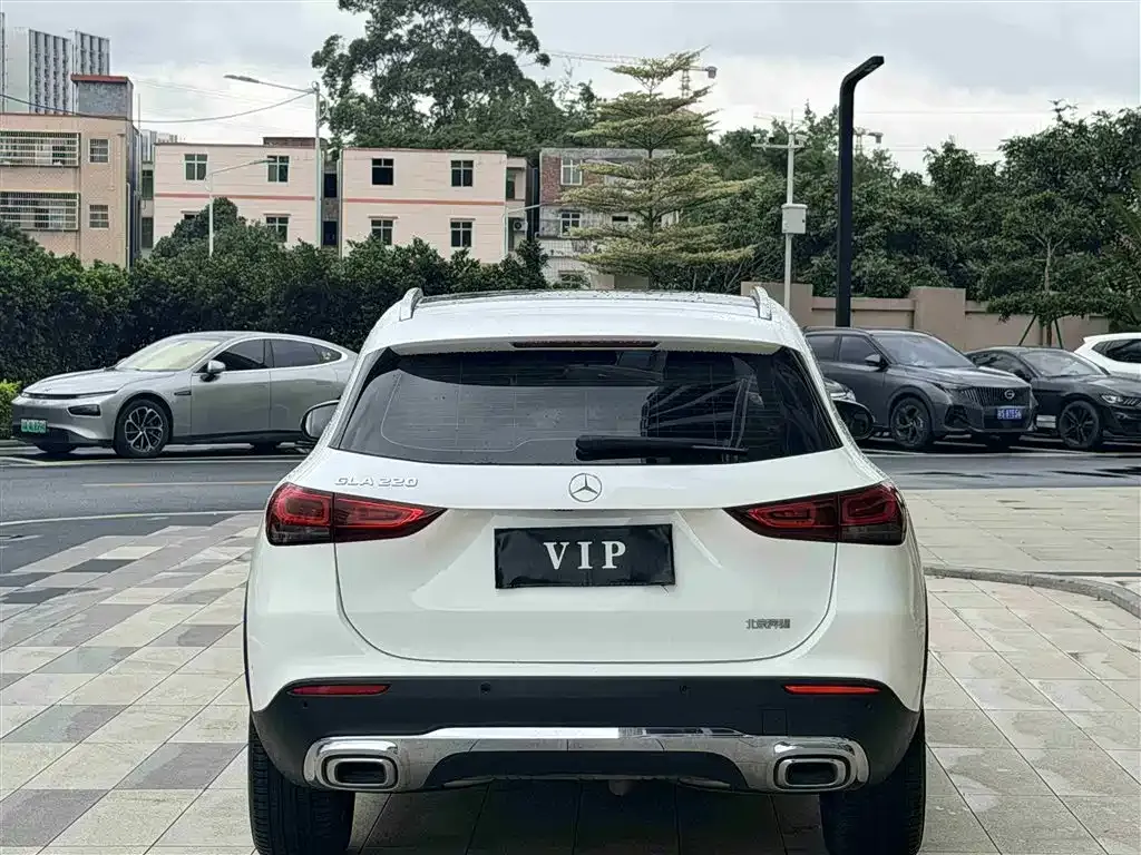 Mercedes-Benz GLA — фото 5