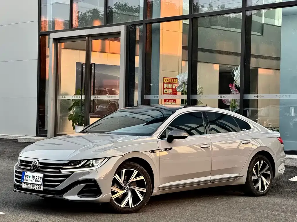 Volkswagen CC — фото 1