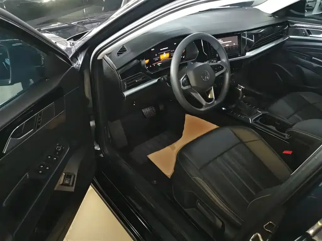 Volkswagen Passat — фото 10