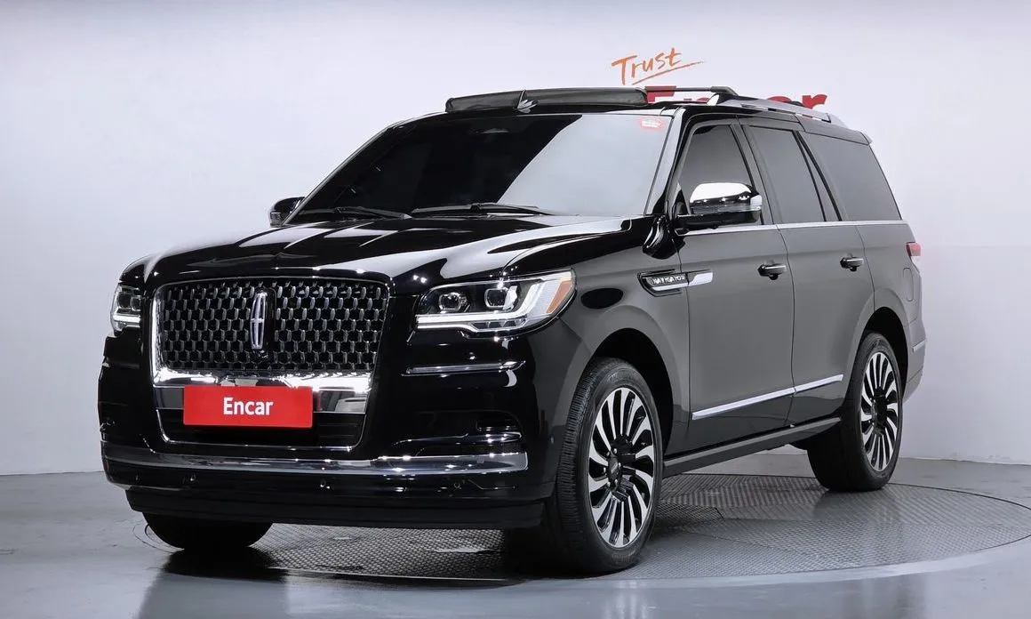 Lincoln Navigator