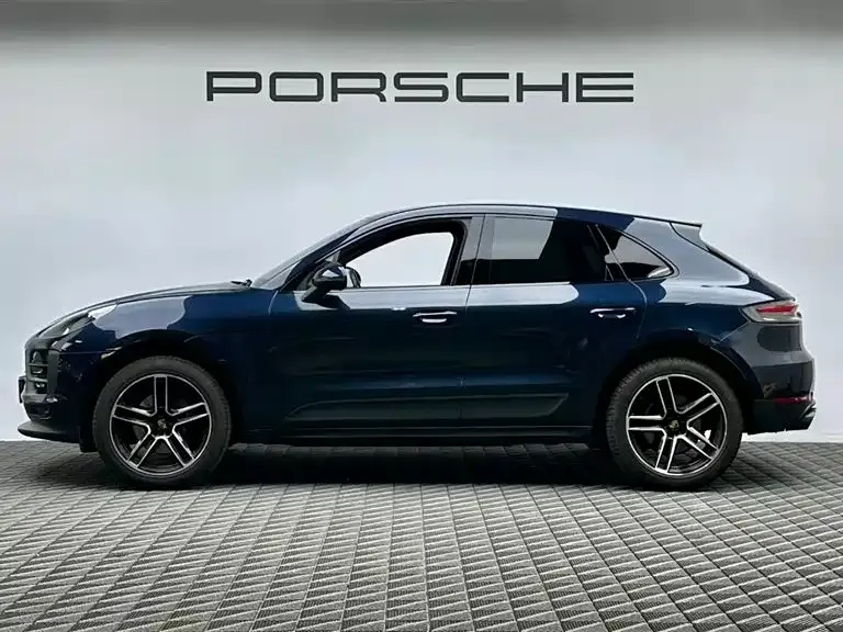 Porsche Macan — фото 9