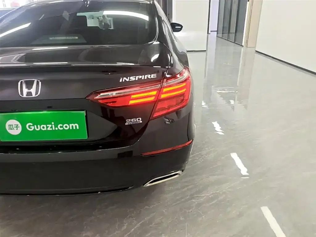 Honda Inspire 2023 из CN, фото 4