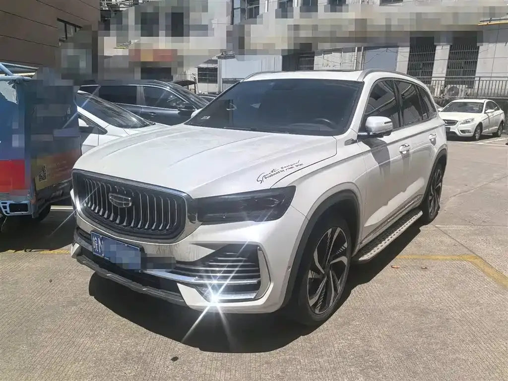 Geely Xingyue L — фото 1