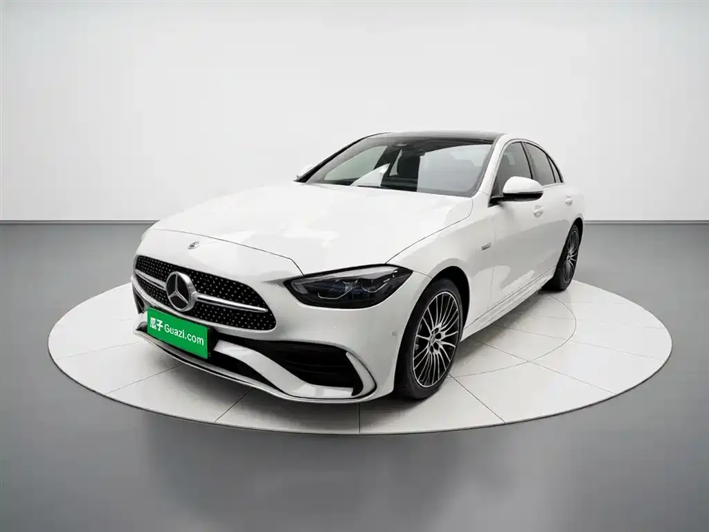 Mercedes-Benz C-Class — фото 1