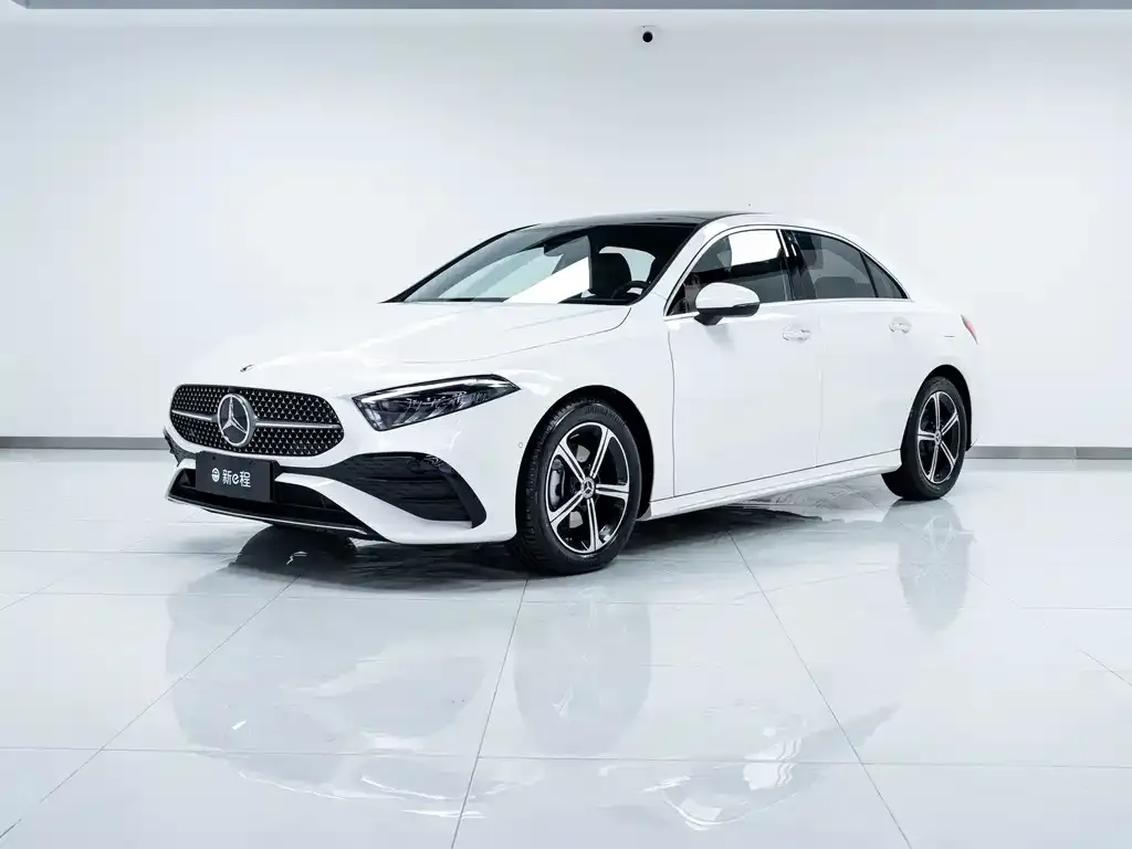 Mercedes-Benz A-Class 2024 из CN, фото 1
