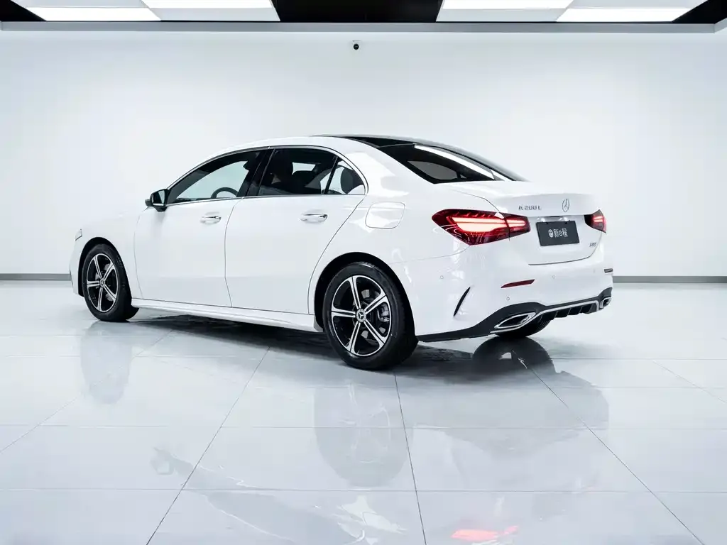 Mercedes-Benz A-Class 2024 из CN, фото 6