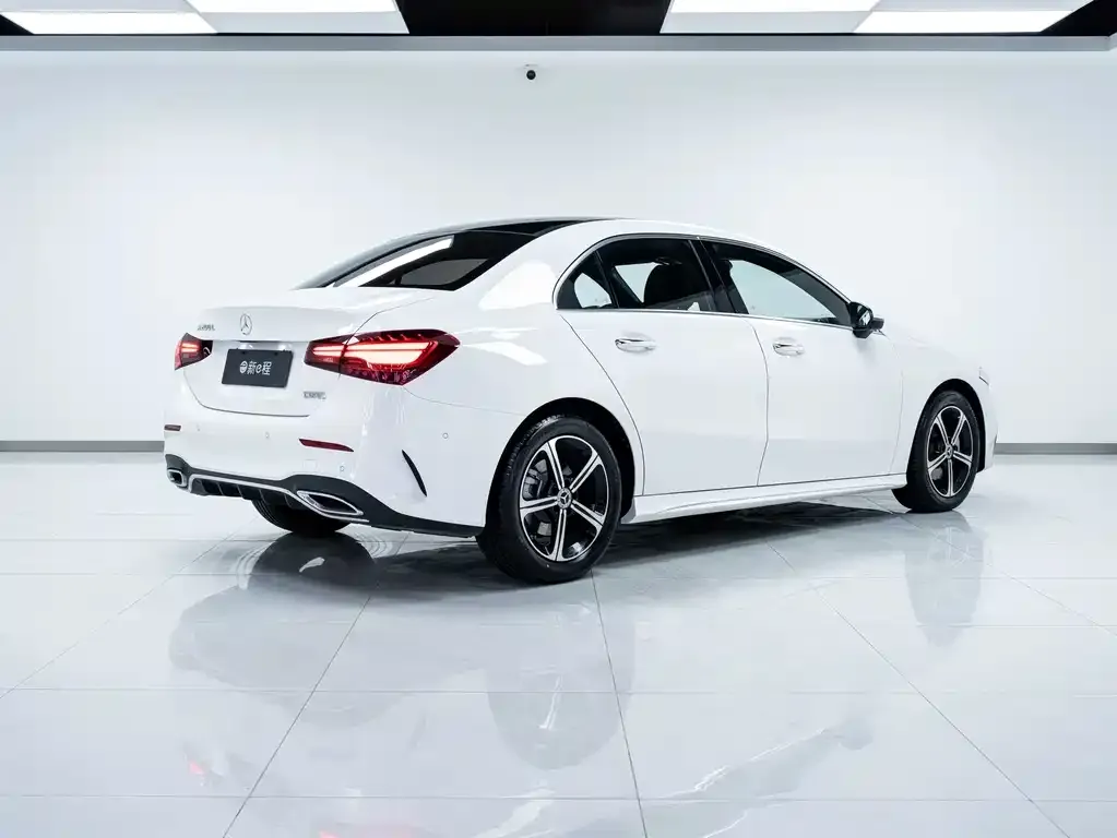 Mercedes-Benz A-Class 2024 из CN, фото 4
