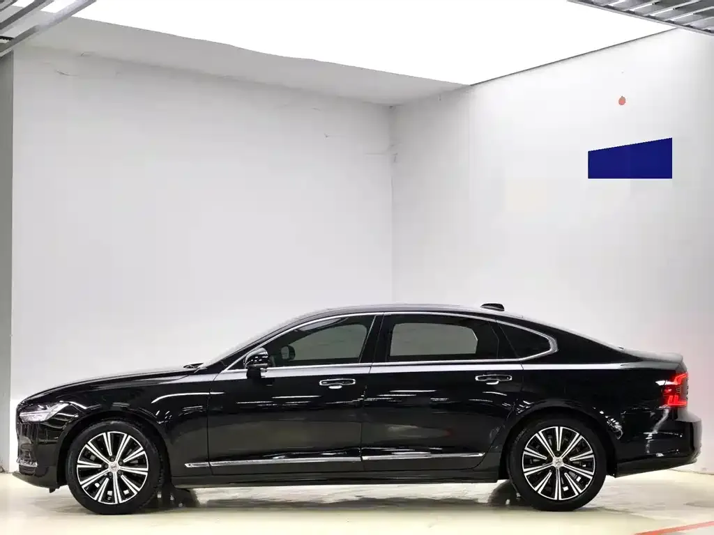 Volvo S90 — фото 5
