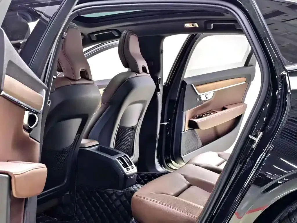 Volvo S90 — фото 3
