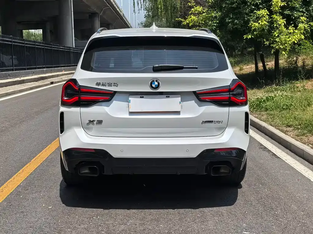 BMW X3 — фото 10