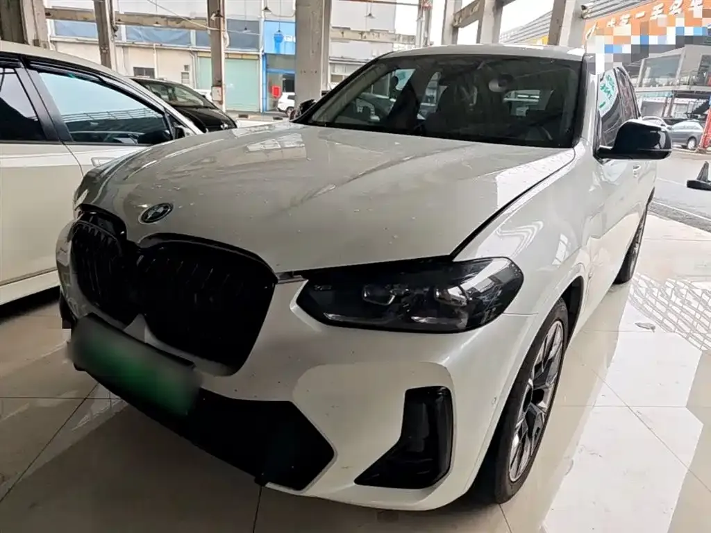 BMW iX3 — фото 2