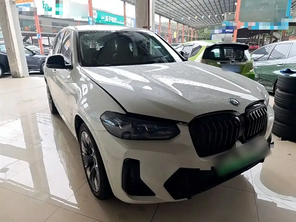 BMW iX3 — фото 10