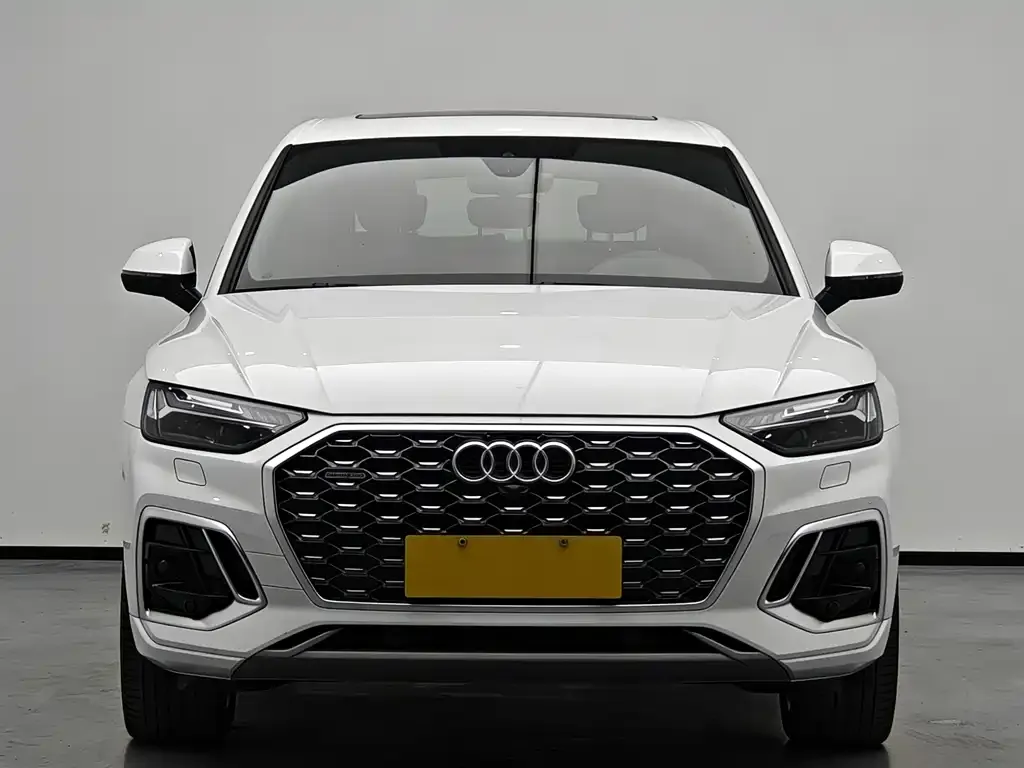 Audi Q5L Sportback — фото 2