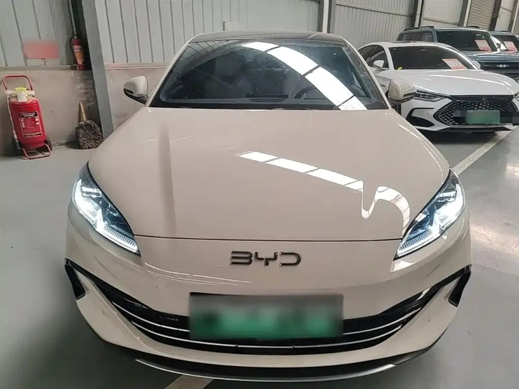 BYD Seal 06 — фото 10