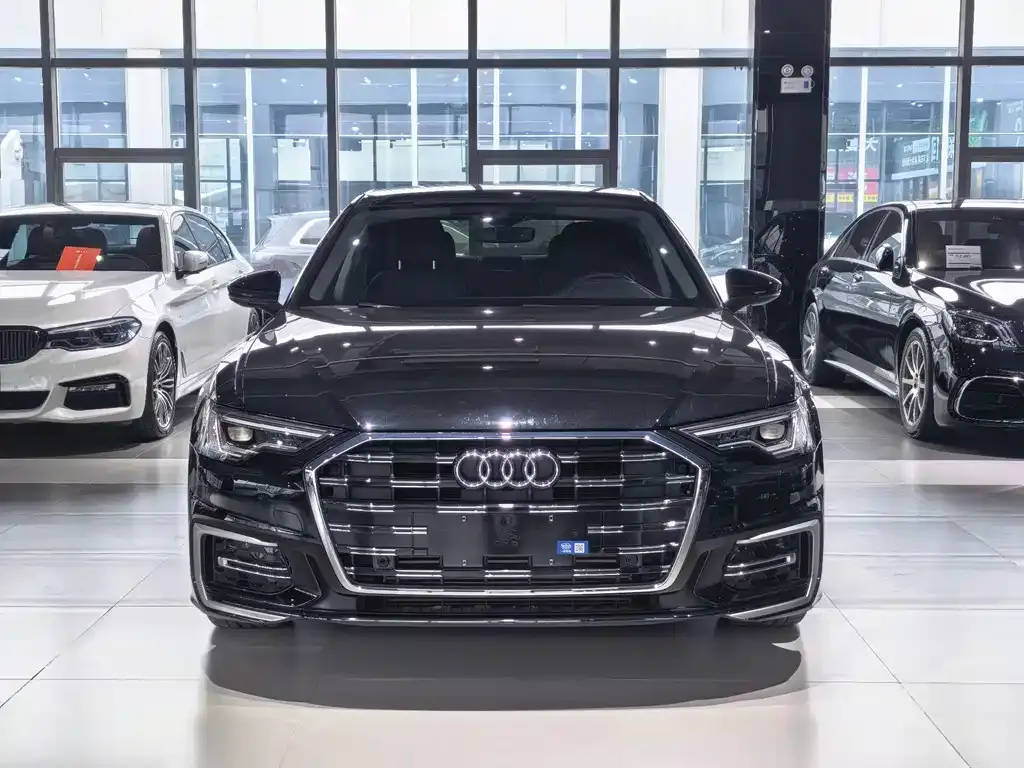 Audi A6L — фото 8