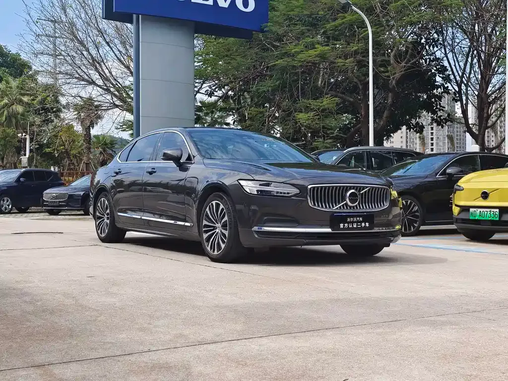 Volvo S90 — фото 10