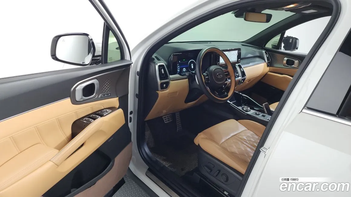 Kia Sorento — фото 7