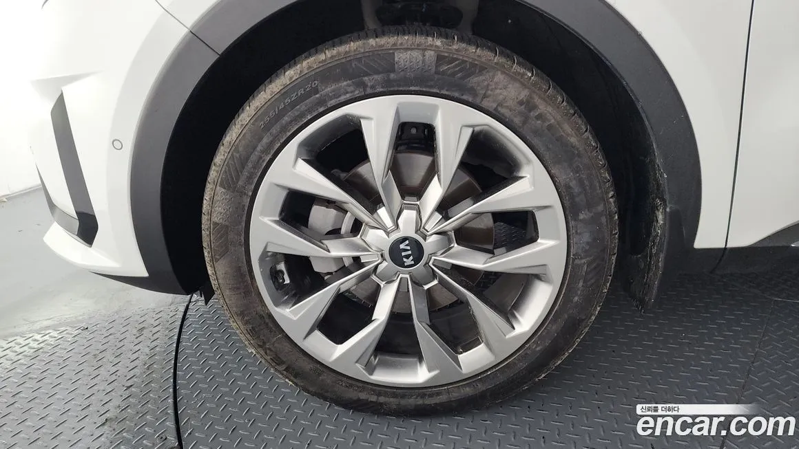 Kia Sorento — фото 6