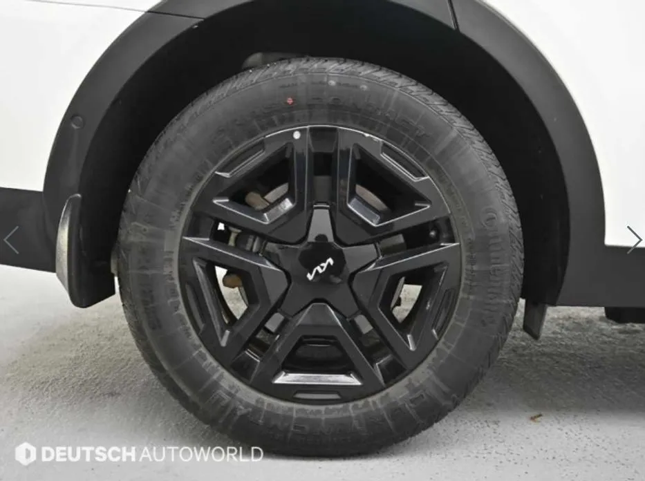 Kia Sorento — фото 7
