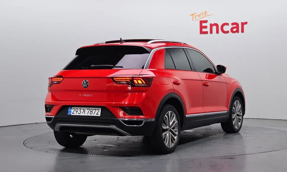 Volkswagen T-Roc — фото 4