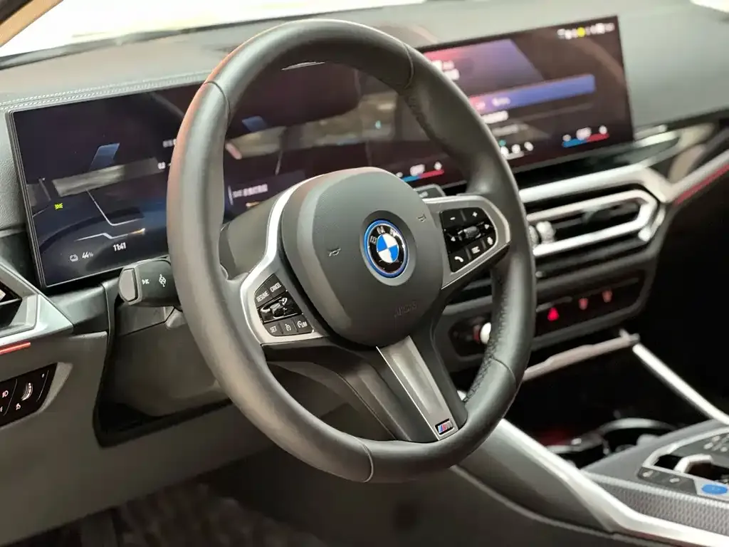 BMW i3 — фото 3