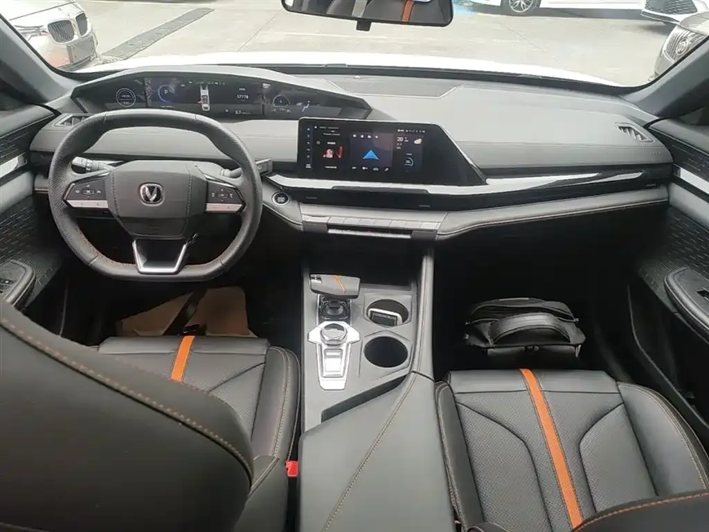 Changan UNI-V 2024 из CN, фото 9