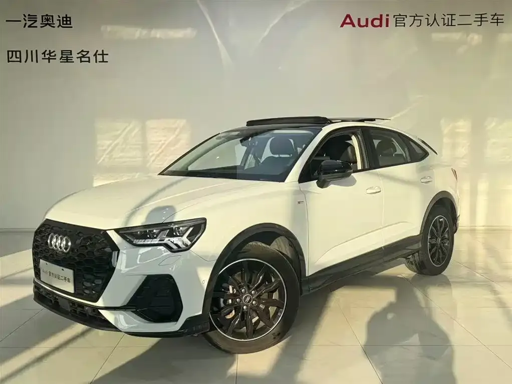 Audi Q3 Sportback — фото 1