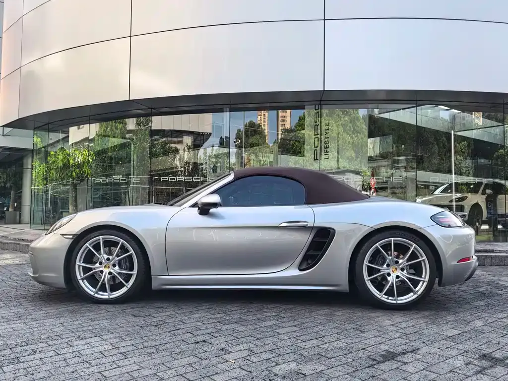 Porsche 718 — фото 7