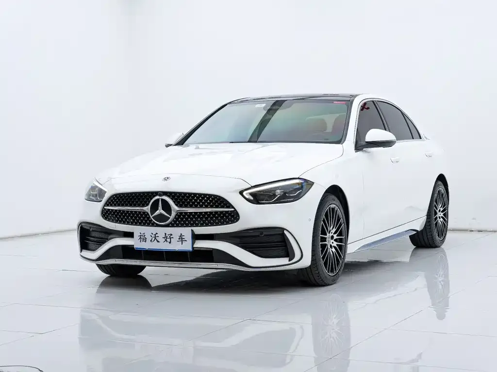 Mercedes-Benz C-Class — фото 1
