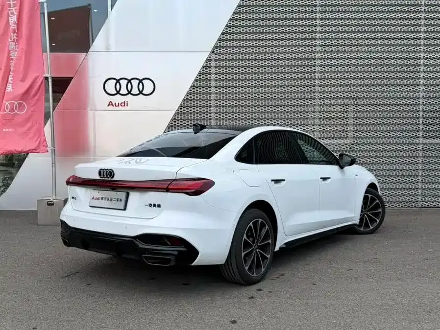 Audi A5L — фото 6