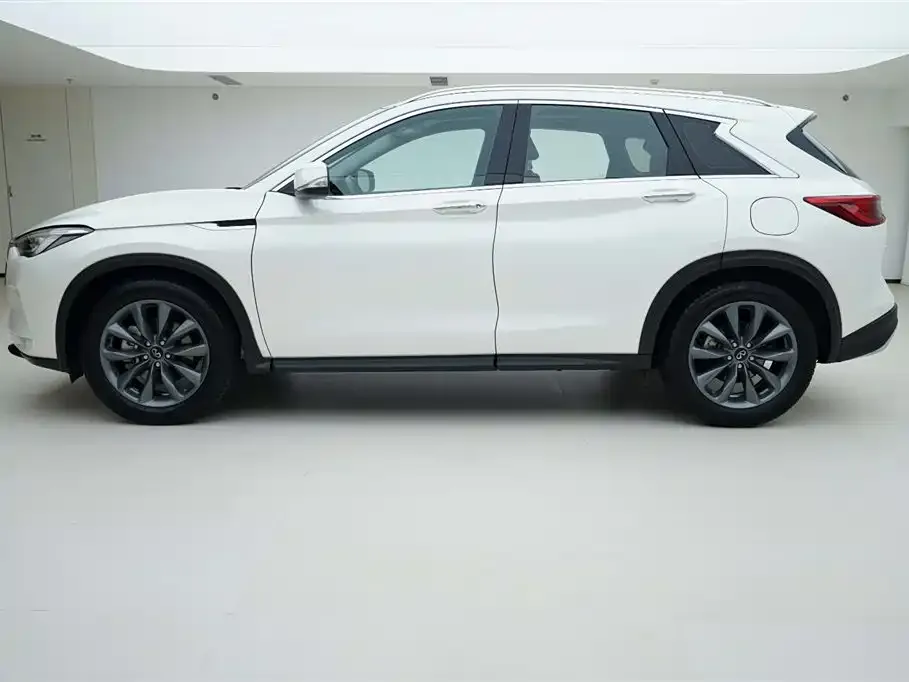 Infiniti QX50 2023 из CN, фото 2
