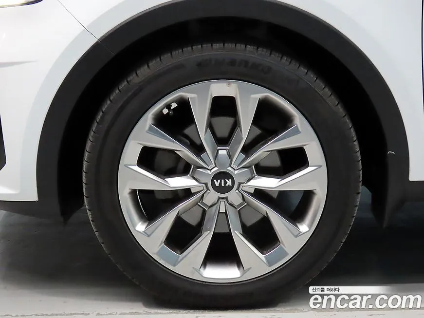 Kia Sorento — фото 3