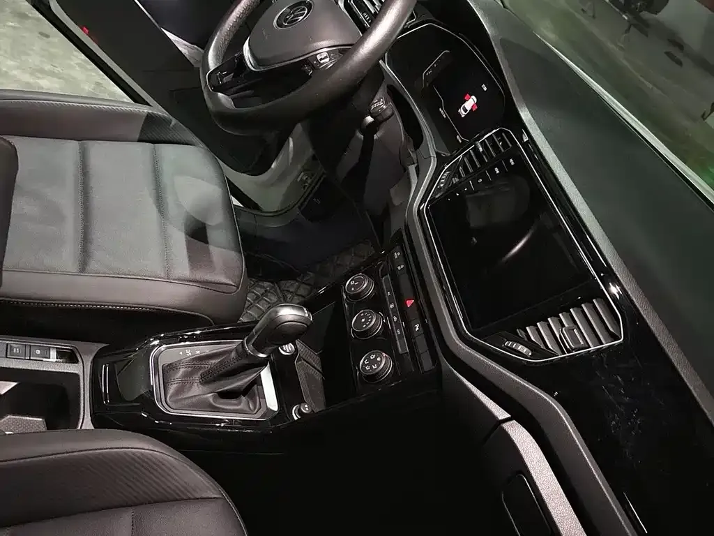 Volkswagen T-Roc 2022 из CN, фото 3