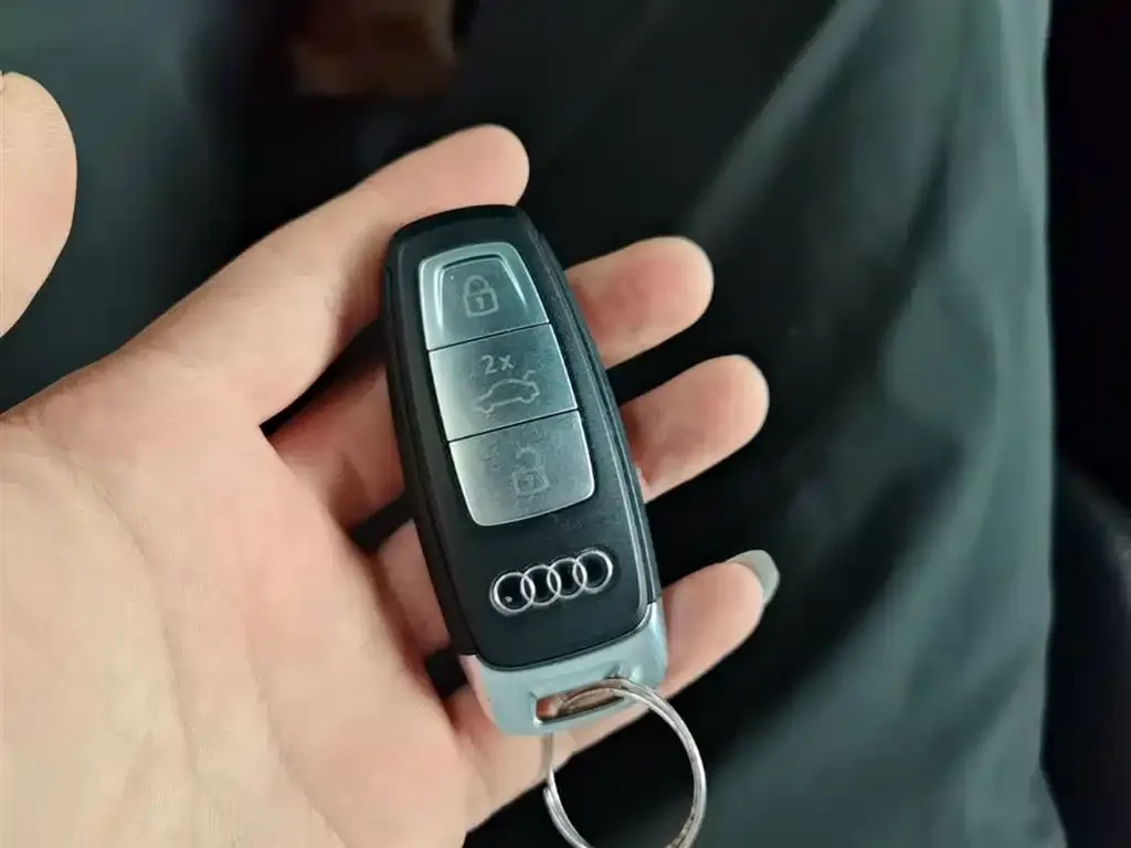Audi A3 — фото 2